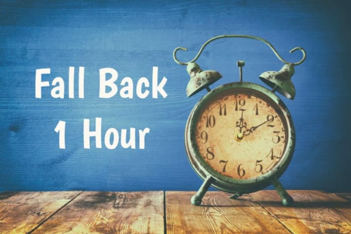 'Fall Back' Sunday As Clocks Change For Daylight Saving Time