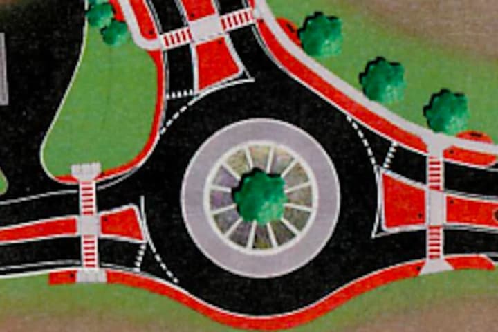 Here's How To Avoid Crashes When Traveling Through Roundabouts, DOT Says