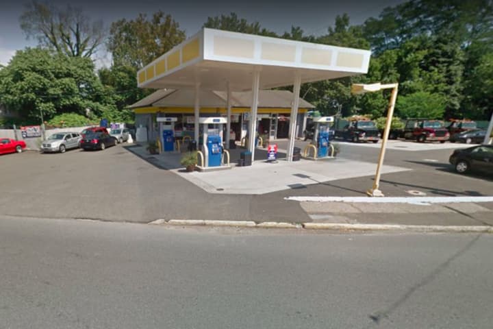 Bridgeport Teen In Custody After Clerk Punched In Gas Station Robbery