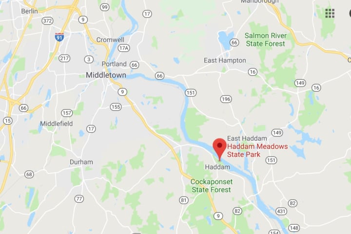One Dead After Boat Capsizes In Connecticut River