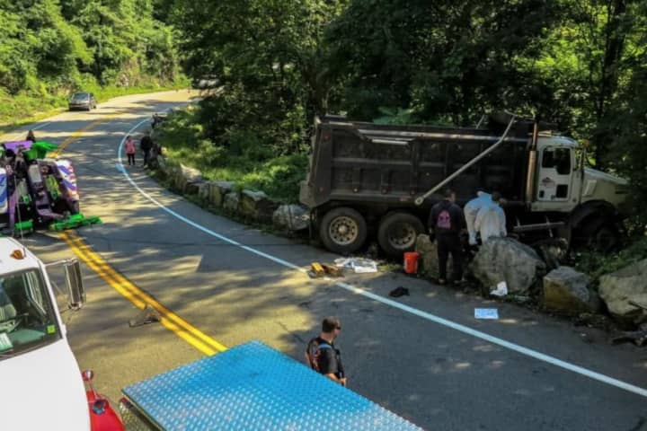 Bear Mountain Bridge Road Crash With Fuel Spill Brings Hazmat Response