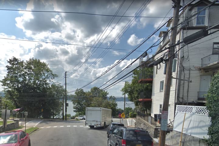 Manhunt For Man Possibly Armed With Knife Causes Lockdown In Dobbs Ferry