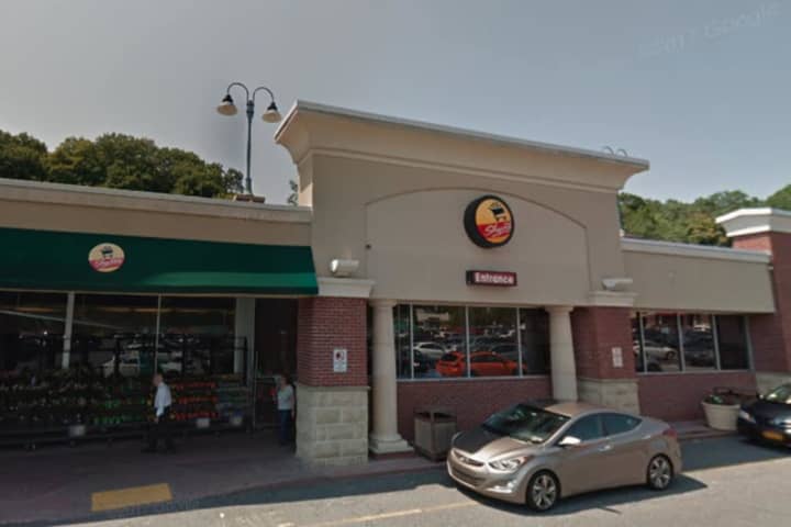Woman Charged With Stealing Pocketbooks, Wallets Of Shoppers In Greenburgh
