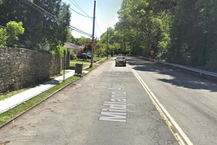 Cabbie Robbed By Four Masked Men In Westchester, Police Say