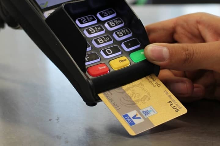 'Sneaky' Surcharges Reported After Court Gives NY Merchants Right To Charge For Credit Card Use