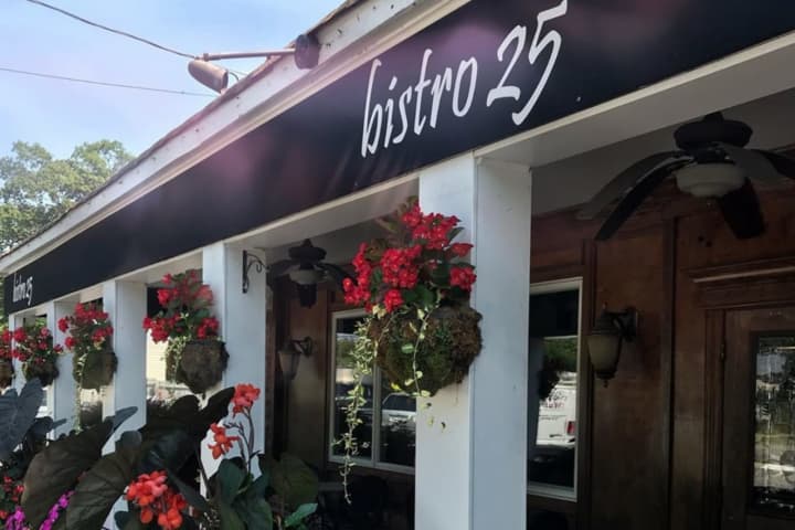 Bistro 25, Eclectic Sayville Restaurant, Offers Combined Lunch-Brunch Option