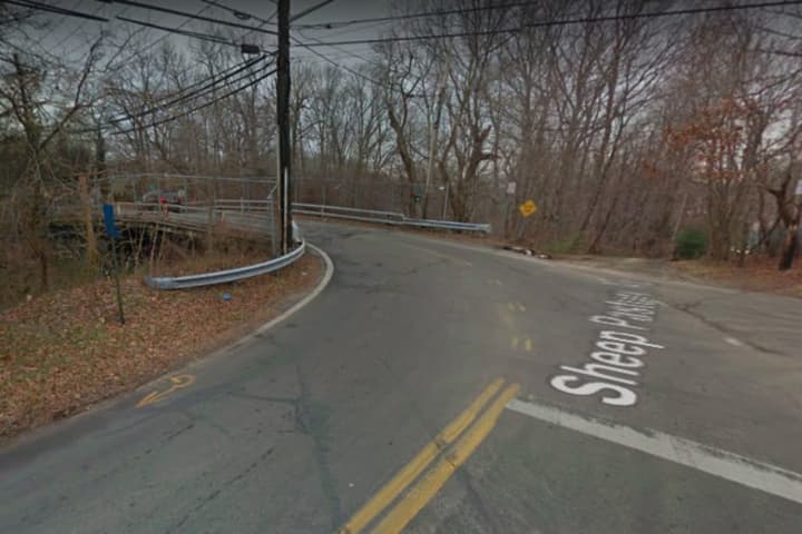 35-Year-Old Patchogue Motorcyclist Killed After Crashing Into Tree In Port Jefferson