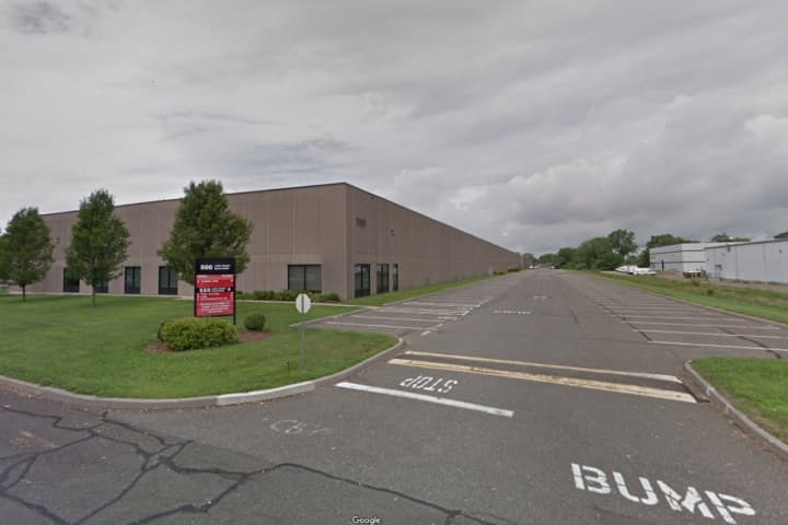Amazon To Open Facility In Fairfield County