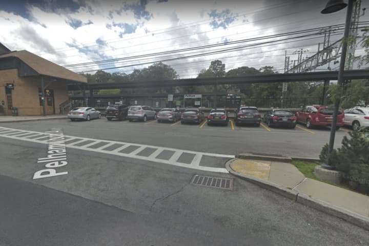 16-Year-Old ID'd As Person Struck By Metro-North New Haven Line Train