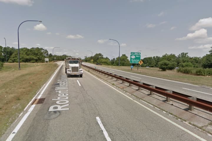 Crash On Robert Moses Causeway Leads To DWI Charge For Suffolk Man