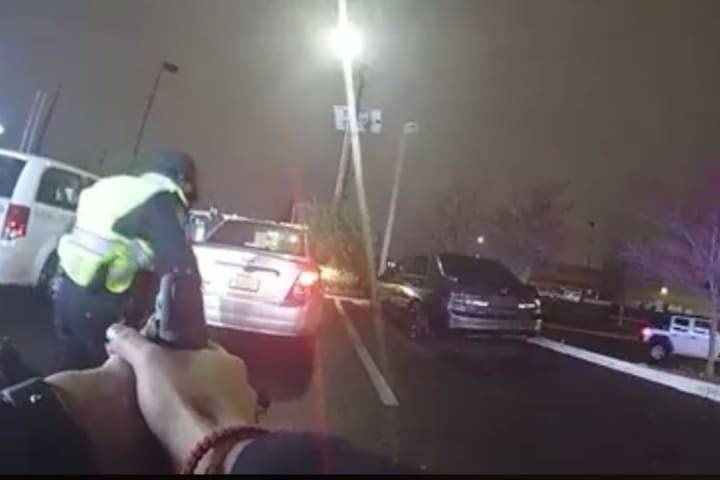 'Get On The Floor!' Police Body Cam Shows Newark Officers Stop Potential Gas Station Shooting