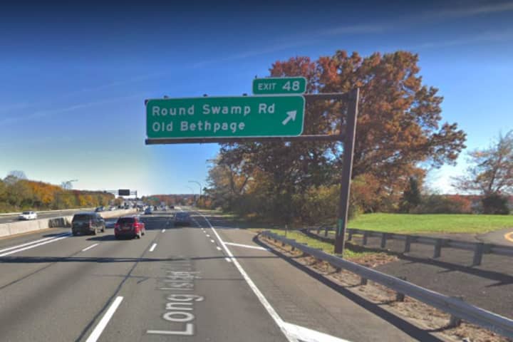 Man, 20, Held Woman In Car Against Her Will On Long Island Expressway, Police Say