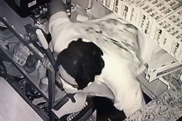 Masked Man At Large After Nassau Gas Station Robbery