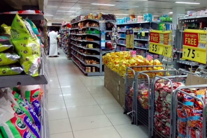 COVID-19: CT Supermarkets Agree To Limit Number Of Shoppers In Stores