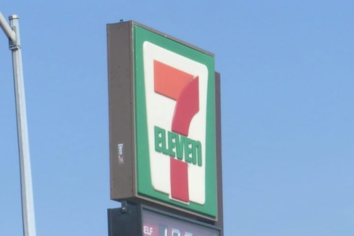 Long Island 7-Eleven Owner Admits To Hiring Undocumented Immigrants