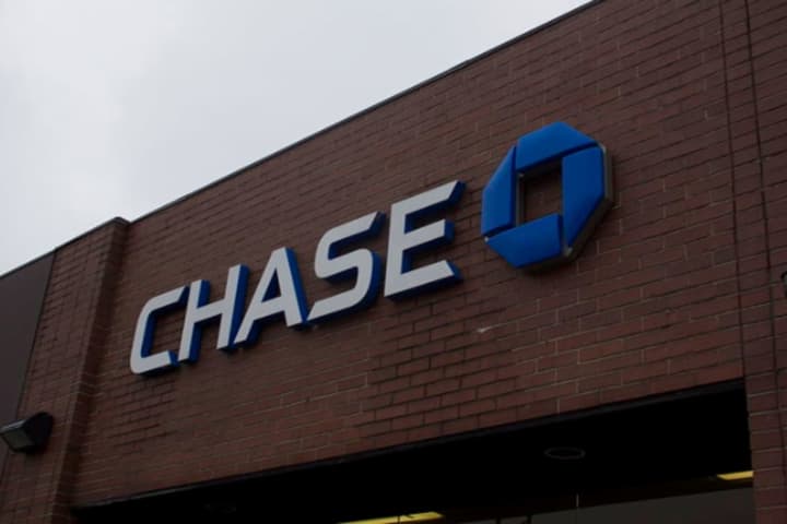 Chase Customers Report Missing, Additional Money In Bank Accounts