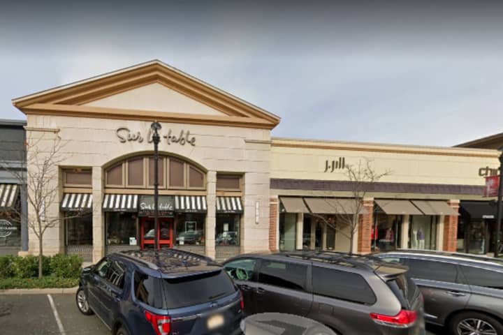 COVID-19: Retailer Closing Shoppes at Farmington Valley Location