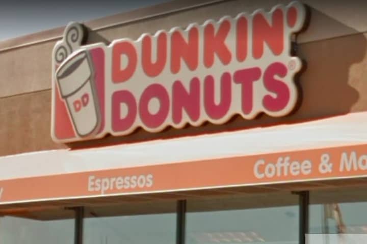 Man Fires Gun During Robbery At Long Island Dunkin’ Donuts