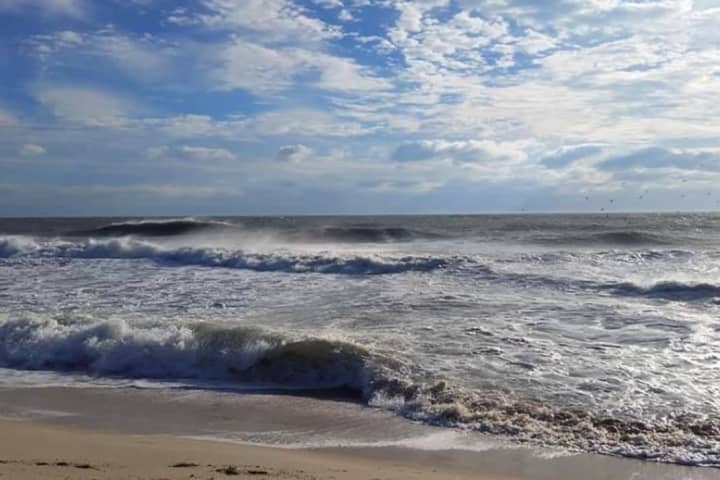 Swimming Advisories Effected At 3 NJ Beaches Where High Bacteria Levels Found