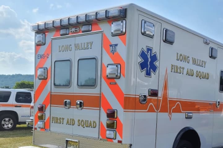 Teen Bicyclist Struck By Car In Long Valley