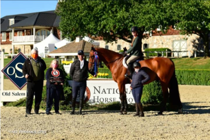 New Canaan 18-Year-Old Wins Maclay Regional Championship In Northern Westchester