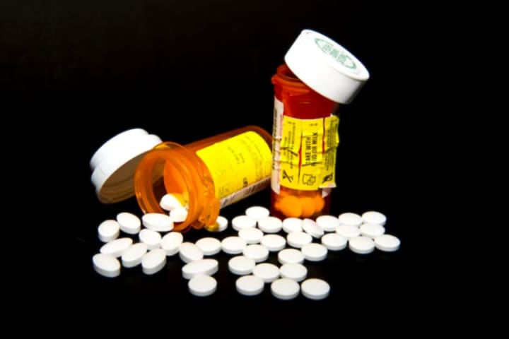 CT Nurse Admits To Illegally Writing Prescriptions For Oxycodone, Xanax
