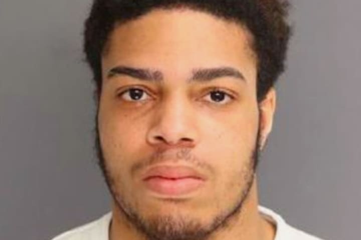 SEEN HIM? Man Wanted For Aggravated Assault Of Newark EMT