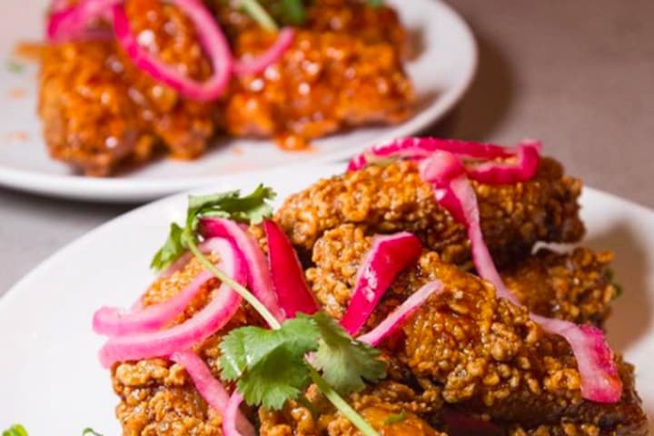 Dads Bring NYC Korean Chicken Restaurant To Fort Lee