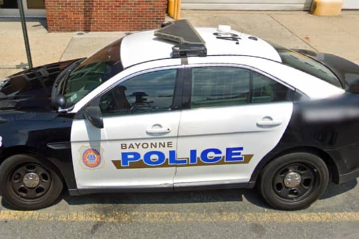 Bayonne PD: Loaded Handgun, Ecstasy Seized From Staten Island Man In Routine Traffic Stop