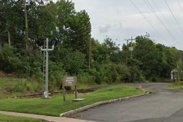 SEE ANYTHING? Police Investigating Theft Of 5 Horns From Parked Trains In Morris County