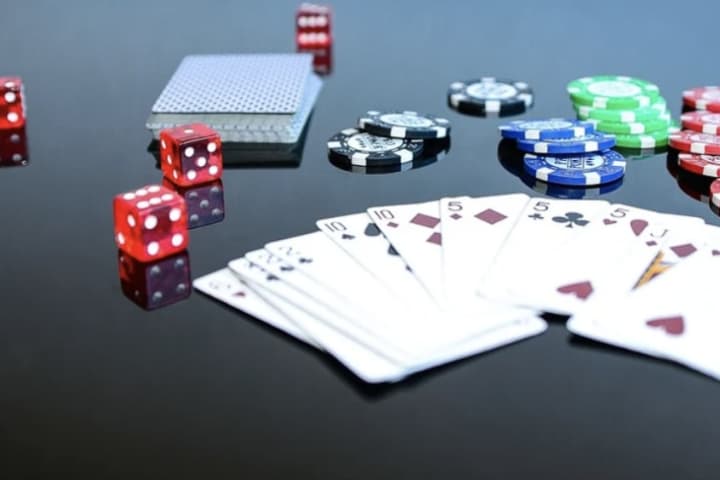 Business Owner, Professional Poker Player In Fairfield County Admits To Tax Evasion