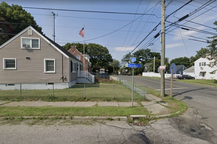 Man Shot In Leg, Bullet Hits Home In Bridgeport, Police Say