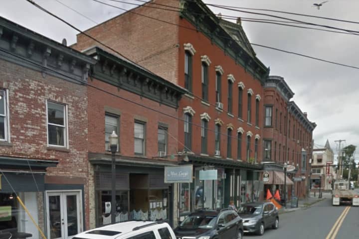 COVID-19: Ulster County Eateries Close After Employees Test Positive