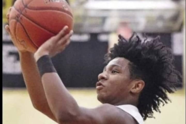 15-Year-Old Killed In Crash Identified As Nassau County HS Basketball Star