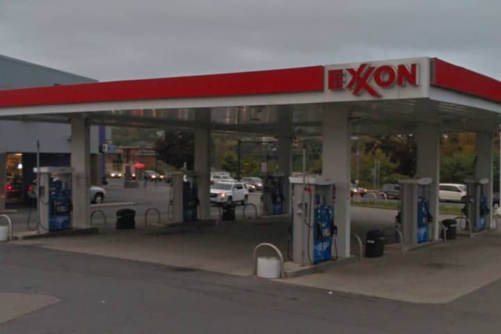 KNOW ANYTHING? Easton Police Seek Info After Armed Man Robs Gas Station With 2 Workers Inside