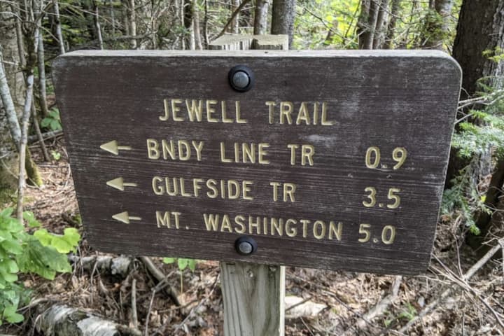 Naugatuck Man Dies Hiking In New Hampshire