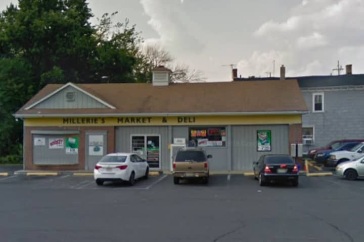 Child Finds Man's Body Behind Mount Holly Store