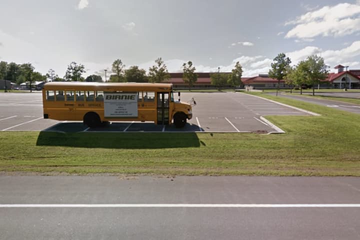 Hudson Valley District To Reopen Schools Amid Bus Shortage Scramble