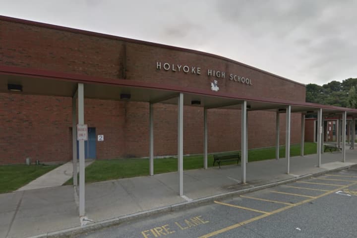 Police Investigating Threat At High School In Western Mass
