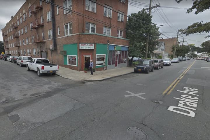 Suspect In Knifepoint Robbery Apprehended In New Rochelle