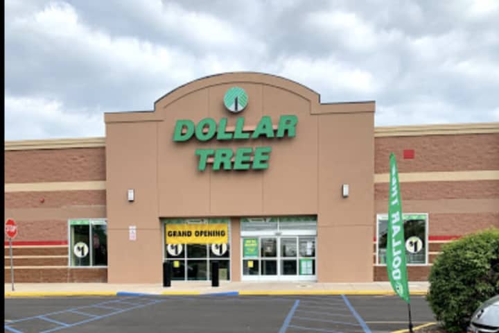 Man Robbed At Knifepoint In Suffolk Dollar Tree Parking Lot, Police Say