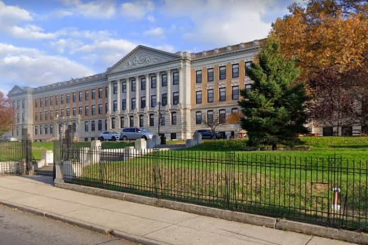 Teen Girl Arrested For Threatening Egyptian Student At Jersey City High School