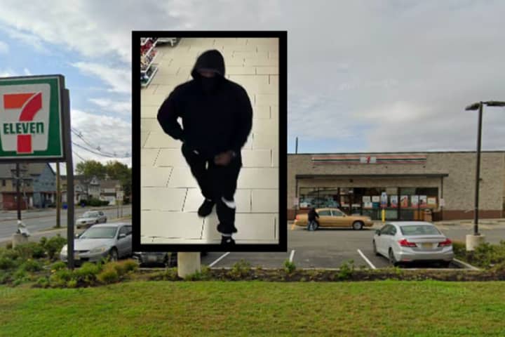 7-Eleven Robber Wanted Out Of Linden