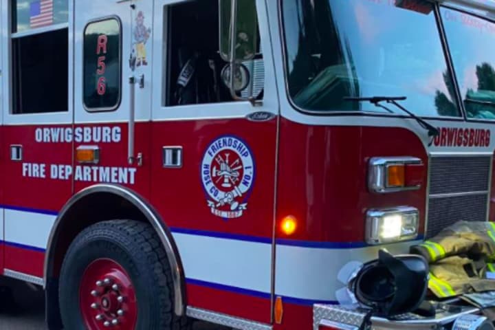5-Year-Old Drowns, Brother Survives After Fall In Frozen PA Pond