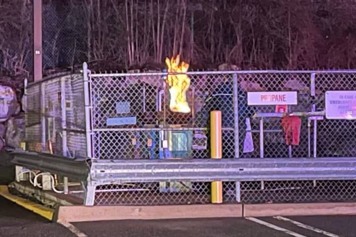 Faulty Propane Tank Goes Up In Flames Behind Sussex County ShopRite