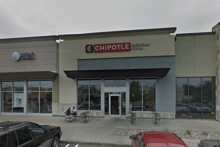 CT Woman Accused Of Throwing Burrito Bowl At Officer At Chipotle