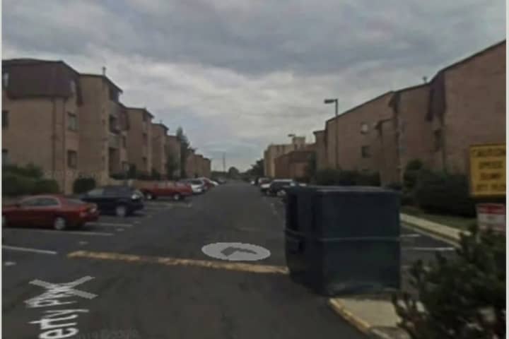 NJ Man, 19, Admits To Fatally Shooting Man At NY Apartment