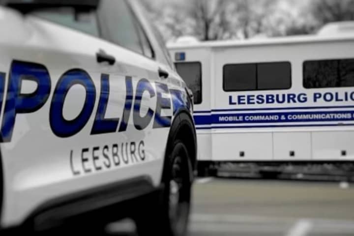 Responders Rescue Teens From Burning Car Crash In Leesburg