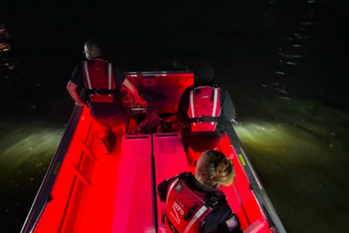 Swimmers Drown In North Jersey Lake