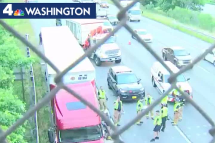 Overturned Tractor Trailer Pins Driver, Halts I-95 Traffic In Howard County